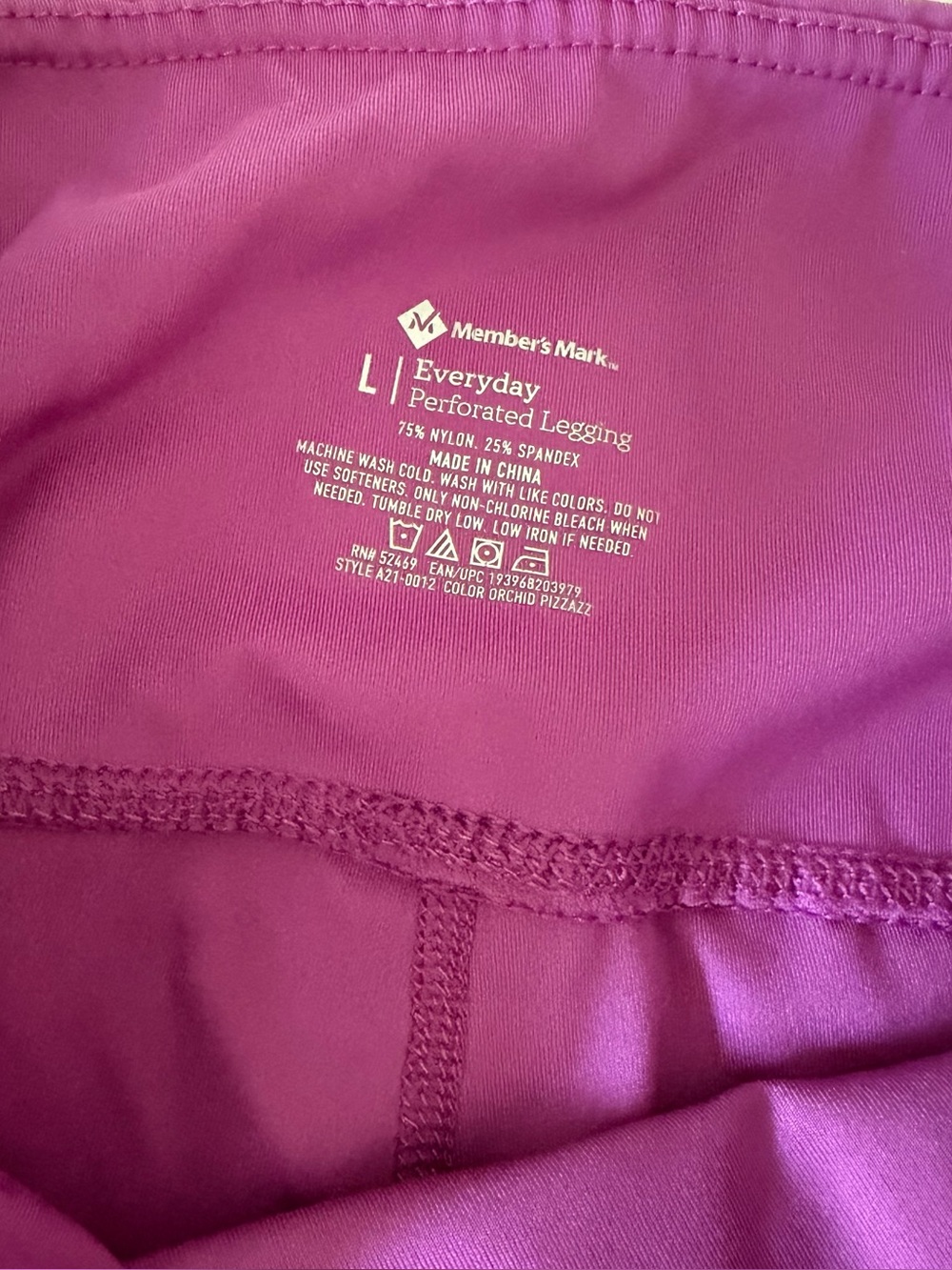 Member’s Mark Everyday Perforated Legging - Picture 3 of 3